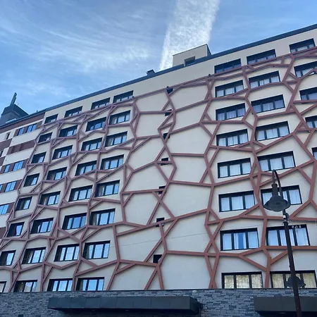 Spacieux Avec Balcon - Le - Fr-1-641-83 * Tignes